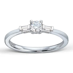 Ring Hvitt gull