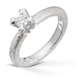 Ring Hvitt gull